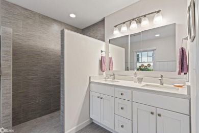 Gorgeous Lakeshore Living! Welcome to your dream retreat on the on All Vets Golf Club in Iowa - for sale on GolfHomes.com, golf home, golf lot