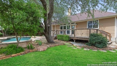 Beautiful One-Story Home with a Pool on the Silverhorn Golf Club on Silverhorn Golf Club in Texas - for sale on GolfHomes.com, golf home, golf lot