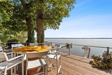 Gorgeous Lakeshore Living! Welcome to your dream retreat on the on All Vets Golf Club in Iowa - for sale on GolfHomes.com, golf home, golf lot
