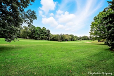 Stunning home in Chalet Hills Estates situated on the 10th hole on Chalet Hills Golf Club in Illinois - for sale on GolfHomes.com, golf home, golf lot