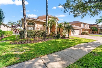 Spacious 5-Bedroom + Den in Heritage Isles Golf  Country Club!
 on Heritage Isles Golf and Country Club in Florida - for sale on GolfHomes.com, golf home, golf lot
