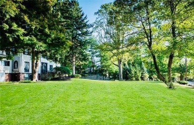 Unmatched quality--and a price improvement! Discover a world of on Ardsley Country Club in New York - for sale on GolfHomes.com, golf home, golf lot