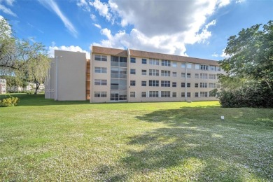 Well-maintained, updated 4th floor condo unit, featuring a split on Sunrise Lakes Phase IV Golf Course in Florida - for sale on GolfHomes.com, golf home, golf lot