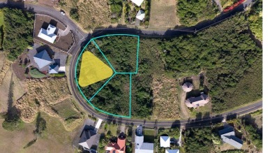A beautiful, rare lot (#120) sits at the center of a peaceful on Discovery Harbour Golf Course in Hawaii - for sale on GolfHomes.com, golf home, golf lot