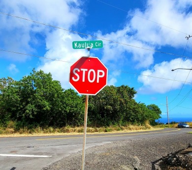 A beautiful, rare lot (#120) sits at the center of a peaceful on Discovery Harbour Golf Course in Hawaii - for sale on GolfHomes.com, golf home, golf lot