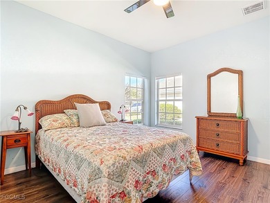 This sunny END UNIT attached villa in HERONS GLEN COUNTRY CLUB's on Herons Glen Golf and Country Club in Florida - for sale on GolfHomes.com, golf home, golf lot