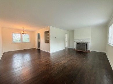 Discover this beautifully updated 3-bedroom, 1-bath Bedford on Arlington Association in Kentucky - for sale on GolfHomes.com, golf home, golf lot