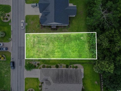 Gorgeous vacant lot ready to build on, located in the gated and on Arrowhead Country Club in South Carolina - for sale on GolfHomes.com, golf home, golf lot