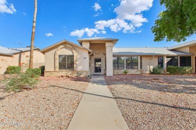 This well-maintained townhome offers a versatile floor plan with on Hillcrest Golf Club in Arizona - for sale on GolfHomes.com, golf home, golf lot