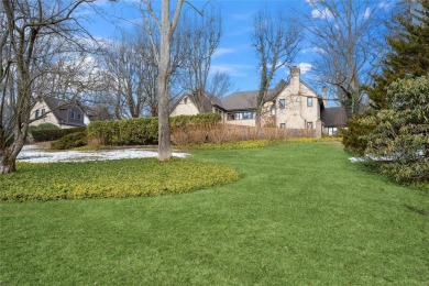 Welcome to Stonehaven Manor-Mini Compound! This entertainer's on The Creek Club in New York - for sale on GolfHomes.com, golf home, golf lot