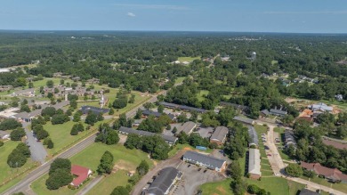 The Weeks Group is pleased to offer Country Club Apartments, a on Southwestern Golf Links in Georgia - for sale on GolfHomes.com, golf home, golf lot