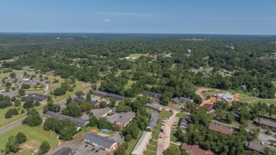 The Weeks Group is pleased to offer Country Club Apartments, a on Southwestern Golf Links in Georgia - for sale on GolfHomes.com, golf home, golf lot