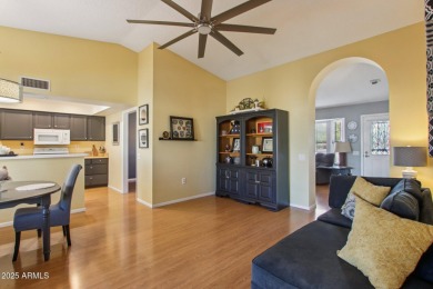 This well-maintained townhome offers a versatile floor plan with on Hillcrest Golf Club in Arizona - for sale on GolfHomes.com, golf home, golf lot