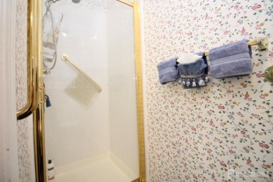 **Neat & Clean ** 3 bedrooms 3 bathroom home in Desirable on Greenbriar At Whittingham in New Jersey - for sale on GolfHomes.com, golf home, golf lot