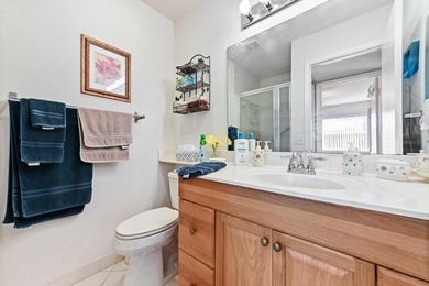 Enjoy easy living in this well-priced 2-bedroom, 2-bath condo in on Kings Point Golf -Flanders Way in Florida - for sale on GolfHomes.com, golf home, golf lot