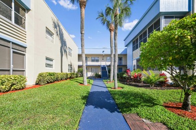 Enjoy easy living in this well-priced 2-bedroom, 2-bath condo in on Kings Point Golf -Flanders Way in Florida - for sale on GolfHomes.com, golf home, golf lot