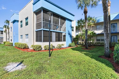 Enjoy easy living in this well-priced 2-bedroom, 2-bath condo in on Kings Point Golf -Flanders Way in Florida - for sale on GolfHomes.com, golf home, golf lot