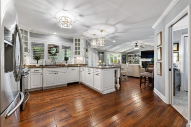 Welcome to this updated and pristine 3-bedroom 2.5-bathroom on Country Club of Paducah in Kentucky - for sale on GolfHomes.com, golf home, golf lot