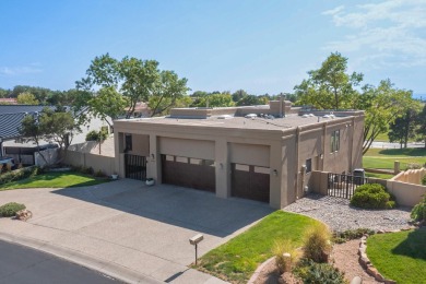 Beautiful home in Tanoan w/million dollar views of the golf on Tanoan Country Club in New Mexico - for sale on GolfHomes.com, golf home, golf lot