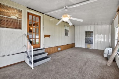 Wonderful and well-maintained mobile home with 3 bedrooms/1.5 on Betmar Acres Golf Club in Florida - for sale on GolfHomes.com, golf home, golf lot