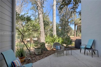 Wow, what a charming home, weekend getaway or vacation rental on Shipyard Golf Club in South Carolina - for sale on GolfHomes.com, golf home, golf lot
