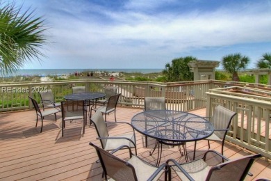 Wow, what a charming home, weekend getaway or vacation rental on Shipyard Golf Club in South Carolina - for sale on GolfHomes.com, golf home, golf lot