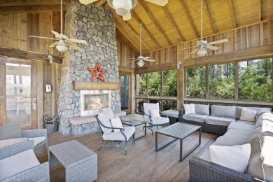 This beautifully updated corner condo offers 870 sq. ft. of on Sandestin Golf and Beach Resort - Raven in Florida - for sale on GolfHomes.com, golf home, golf lot