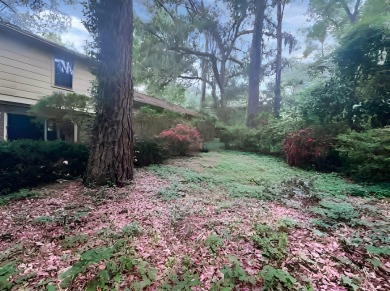 Calling all investors, flippers and primary occupants in search on Golf Club At Wescott Plantation in South Carolina - for sale on GolfHomes.com, golf home, golf lot