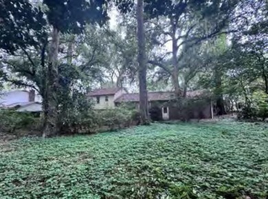 Calling all investors, flippers and primary occupants in search on Golf Club At Wescott Plantation in South Carolina - for sale on GolfHomes.com, golf home, golf lot