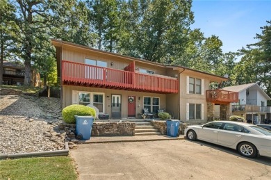 Welcome to this 2-bedroom, 1.5 bath townhouse in the heart of on Bella Vista Country Club and Golf Course in Arkansas - for sale on GolfHomes.com, golf home, golf lot