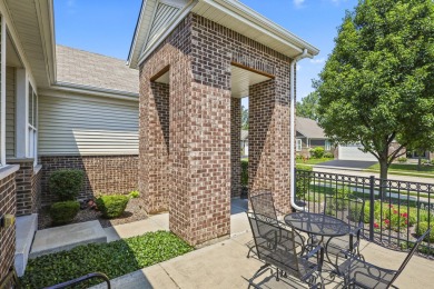 Elegant and updated 3 bed 3 bath Ranch in sought after Carillon on White Eagle Golf Club in Illinois - for sale on GolfHomes.com, golf home, golf lot