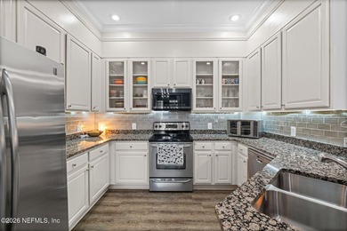 Impeccable Condo in Eagle Harbor. 3/3 Split Bedroom, each with on Eagle Harbor Golf Club in Florida - for sale on GolfHomes.com, golf home, golf lot