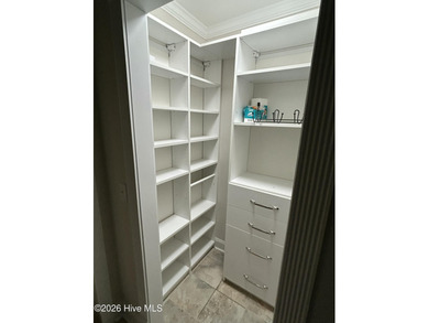 Move In Ready!! Beautifully updated first-floor, one-bedroom on Brunswick Plantation and Golf Resorts in North Carolina - for sale on GolfHomes.com, golf home, golf lot