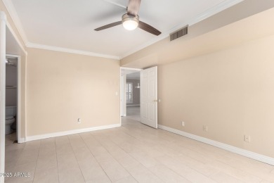 Seize the chance to own this charming unit in Biltmore Terrace! on Arizona Biltmore Golf and Country Club in Arizona - for sale on GolfHomes.com, golf home, golf lot