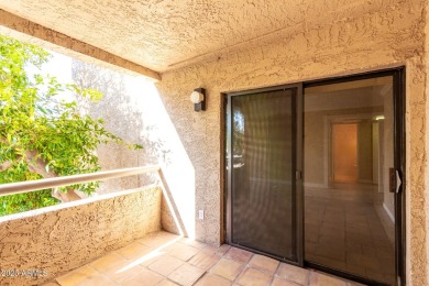 Seize the chance to own this charming unit in Biltmore Terrace! on Arizona Biltmore Golf and Country Club in Arizona - for sale on GolfHomes.com, golf home, golf lot