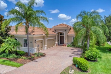 One or more photo(s) has been virtually staged. The PRICE has on Ritz-Carlton Members Golf Club in Florida - for sale on GolfHomes.com, golf home, golf lot