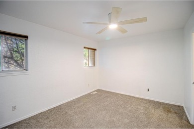 Stunning 4-Bedroom Townhome Near UCO - Renovated  Move-In 
 on KickingBird Golf Course in Oklahoma - for sale on GolfHomes.com, golf home, golf lot