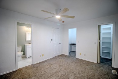 Stunning 4-Bedroom Townhome Near UCO - Renovated  Move-In 
 on KickingBird Golf Course in Oklahoma - for sale on GolfHomes.com, golf home, golf lot