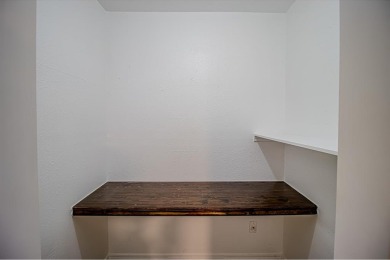 Stunning 4-Bedroom Townhome Near UCO - Renovated  Move-In 
 on KickingBird Golf Course in Oklahoma - for sale on GolfHomes.com, golf home, golf lot