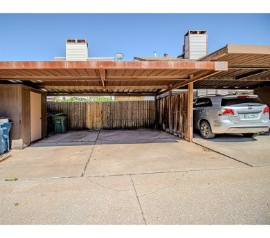 Stunning 4-Bedroom Townhome Near UCO - Renovated  Move-In 
 on KickingBird Golf Course in Oklahoma - for sale on GolfHomes.com, golf home, golf lot