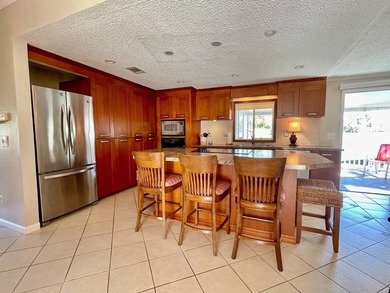 Stunning, move-in-ready manufactured home on leased land-nothing on Pine Lakes Country Club in Florida - for sale on GolfHomes.com, golf home, golf lot