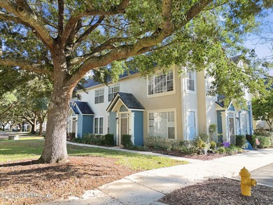Step into an incredible opportunity in one of Jacksonville's on Windsor Parke Golf Club in Florida - for sale on GolfHomes.com, golf home, golf lot