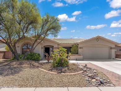 This bright 2-bedroom, 2-bath single-level home is situated in on The Views Golf Club in Arizona - for sale on GolfHomes.com, golf home, golf lot