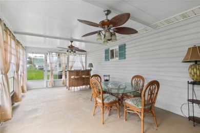 Turnkey 2 bedroom, 2 bath home on a corner lot!  Move right in on The Links of Spruce Creek in Florida - for sale on GolfHomes.com, golf home, golf lot