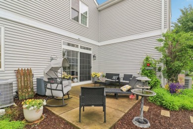Step inside this truly beautiful ground-level ranch home on Fox Bend Golf Course in Illinois - for sale on GolfHomes.com, golf home, golf lot