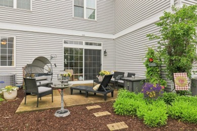 Step inside this truly beautiful ground-level ranch home on Fox Bend Golf Course in Illinois - for sale on GolfHomes.com, golf home, golf lot