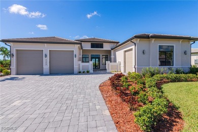 MOVE IN TOMORROW! NEW CONSTRUCTION. Luxury custom home with 3 on River Hall Country Club in Florida - for sale on GolfHomes.com, golf home, golf lot