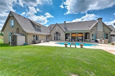 Walkable Location within a gated golf course community, this on Pinnacle Country Club in Arkansas - for sale on GolfHomes.com, golf home, golf lot