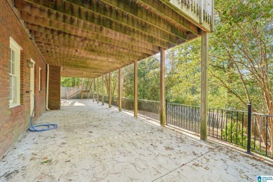 Welcome to this exceptional home in Riverchase Country Club on Riverchase Country Club in Alabama - for sale on GolfHomes.com, golf home, golf lot