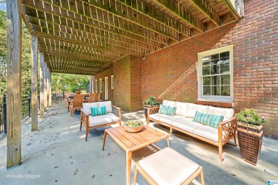 Welcome to this exceptional home in Riverchase Country Club on Riverchase Country Club in Alabama - for sale on GolfHomes.com, golf home, golf lot